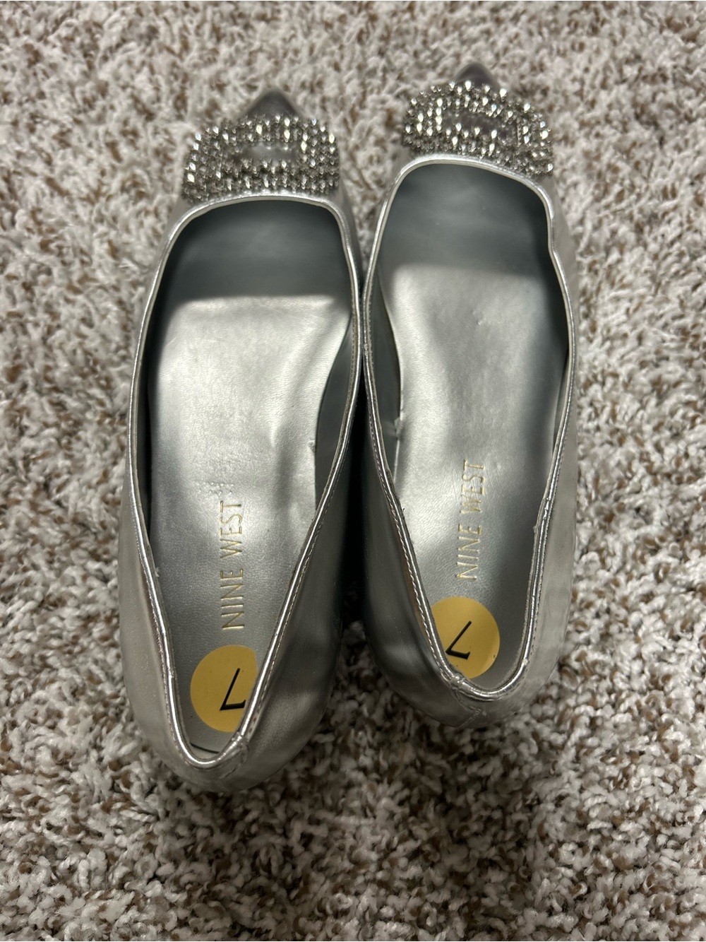 Nine West Women's Jesike Silver Pointy Toe Flats  Sz 8 Embellished Buckle Bling - Picture 7 of 7